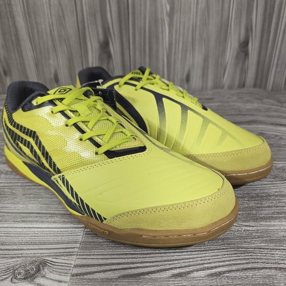 Umbro Sala Z Pro Indoor Soccer Shoes - Men\'s Size 11 NEW!!